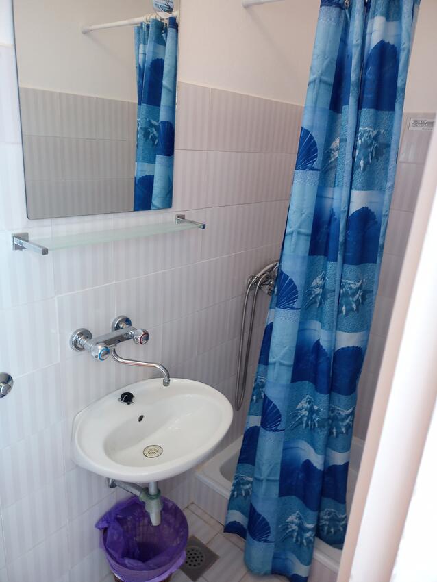 A-4515-c - Private accommodation - Apartments by the sea Cove Velika Prapratna, Pelješac