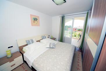 Ferienwohnungen mit Parkplatz Orebic, Peljesac - 4536