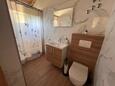 Žuljana, Ванная комната в размещении типа studio-apartment, WiFi.