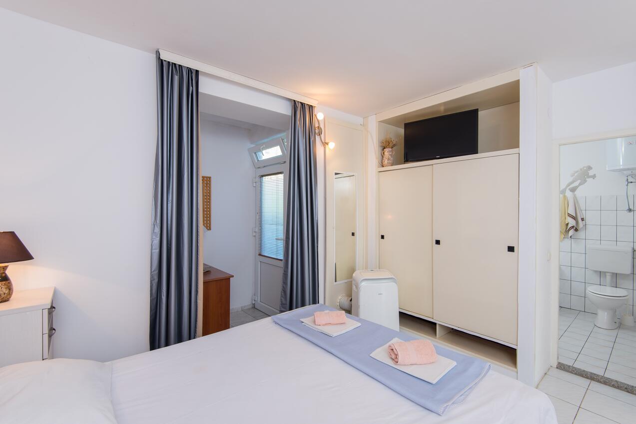 A-4574-b - Private accommodation - Apartments with a parking space Žuljana, Pelješac