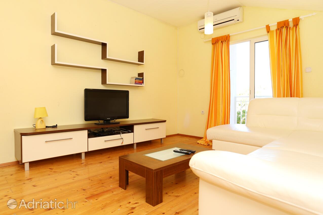 A-4576-a - Alloggi privati - Appartamenti e camere accanto al mare Zuljana, Sabbioncello - Pelješac