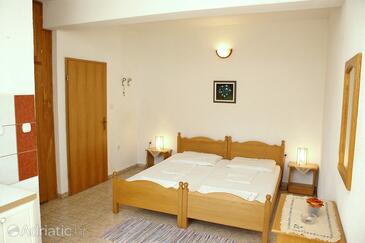 Apartments and rooms by the sea Žuljana, Pelješac - 4576