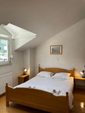 Apartments by the sea Žuljana, Pelješac - 4577