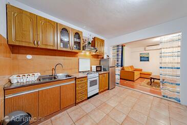 Apartments with parking space Orebić, Pelješac - 4579