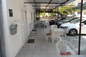 Apartments with parking space Jelsa, Hvar - 4589