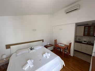 Apartments by the sea Hvar - 4591