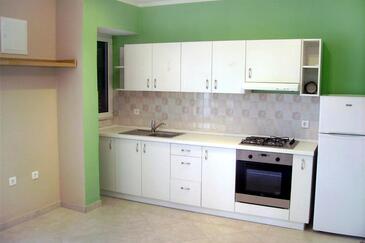 Apartments by the sea Basina, Hvar - 4599