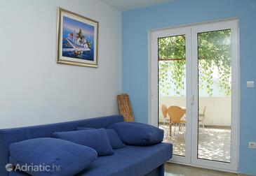 Апартаменти з паркуванням Хвар - Hvar - 4615