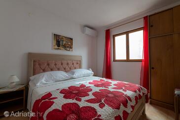 Apartmaji ob morju Zaliv Solotiša, Hvar - 4623