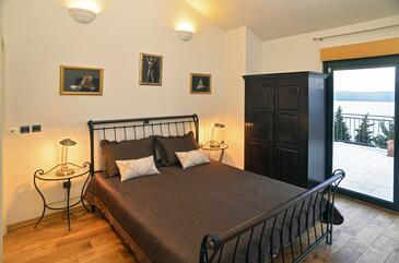 Haus mit Pool für Familien Mimice, Omis - 4644