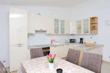 Apartmány s parkovištěm Nemira, Omiš - 4652