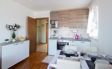 Apartments with parking space Mastrinka, Čiovo - 4655