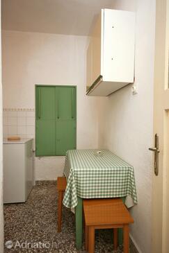 Apartamentos junto al mar Bol, Brac - 4657