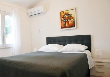 Apartments with parking space Dubrovnik - 4675