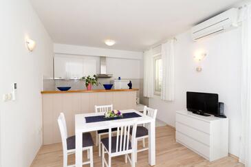 Apartments with parking space Dubrovnik - 4675