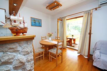 Apartamentos junto al mar Zaboric, Sibenik - 468