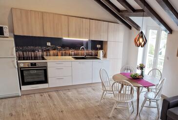 Apartamentos para familias con niños Grebastica, Sibenik - 477