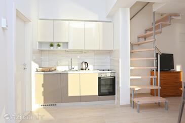 Apartmani uz more Duće, Omiš - 4795