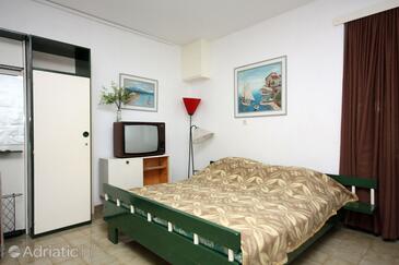 Apartments by the sea Duće, Omiš - 4795