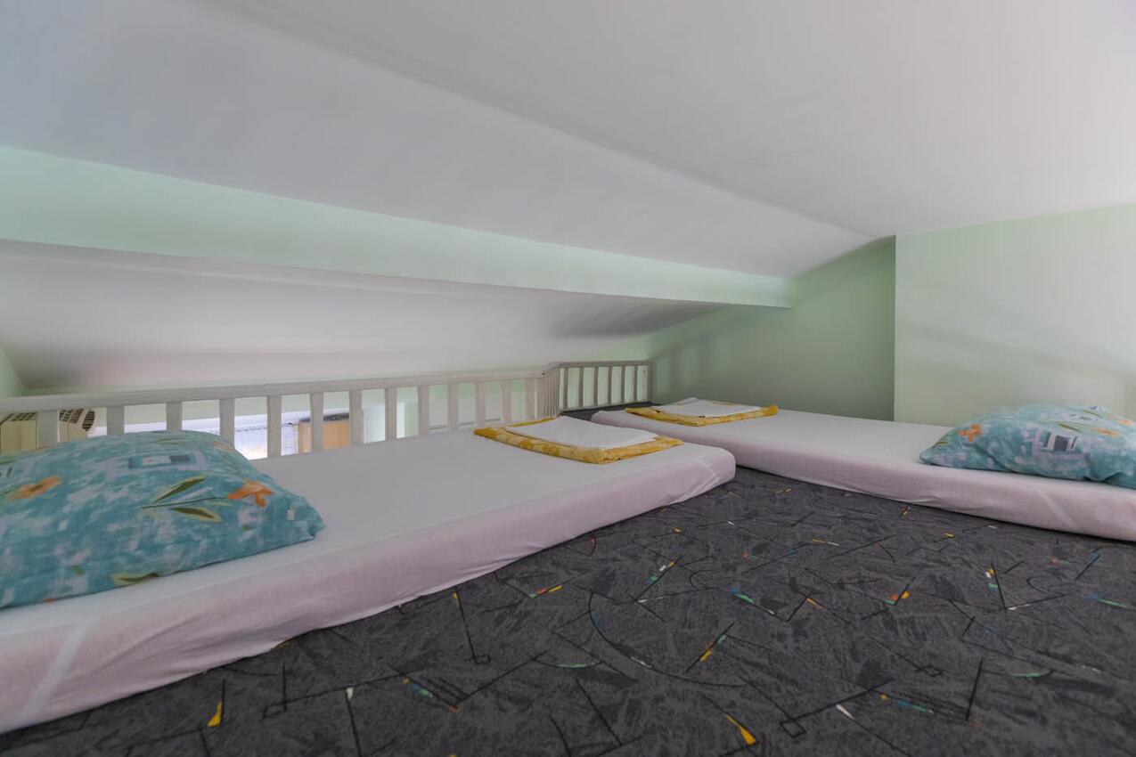 AS-4802-a - Privatni smještaj - Apartmani uz more Selce, Crikvenica