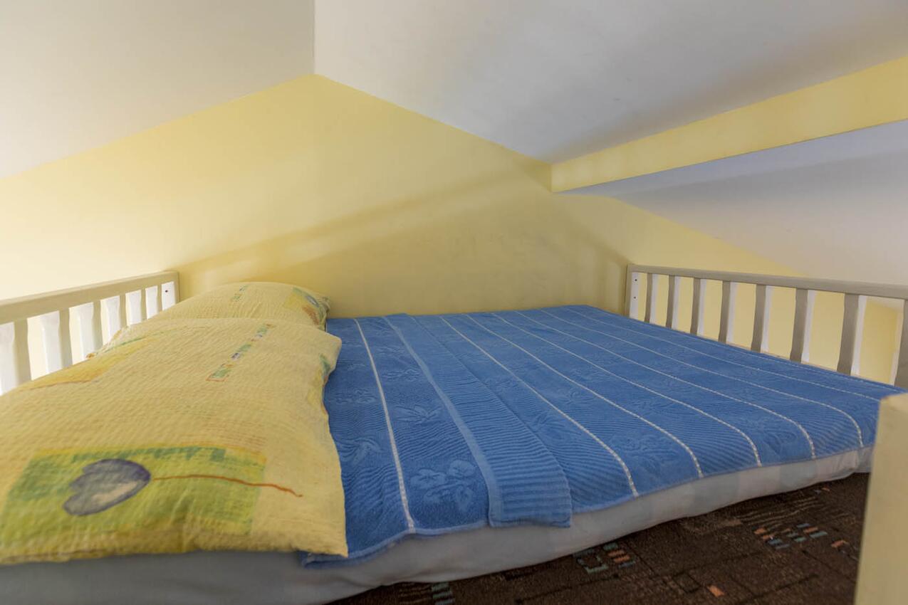 AS-4802-b - Privatni smještaj - Apartmani uz more Selce, Crikvenica