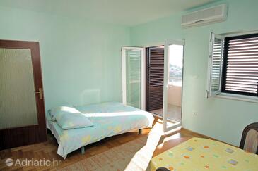 Appartementen aan zee Bilo, Primosten - 4806