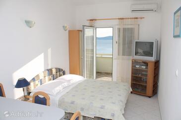 Apartmány pri mori Pisak, Omiš - 4815 Adriatic.hr