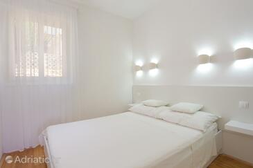 Apartments by the sea Rastići, Čiovo - 4818