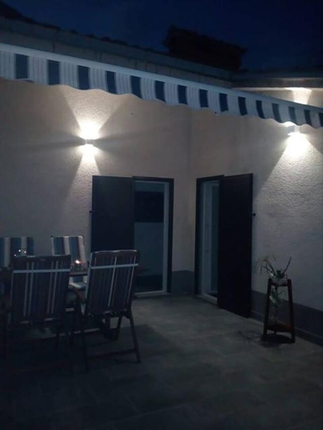 A-4821-b - Alloggi privati - Appartamenti accanto al mare Lokva Rogoznica, Almissa - Omiš