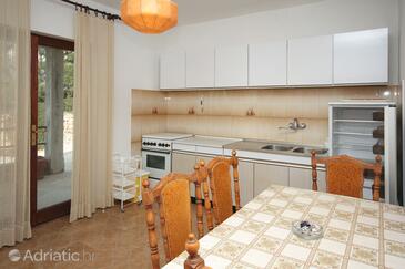 Apartments by the sea Nemira, Omiš - 4834