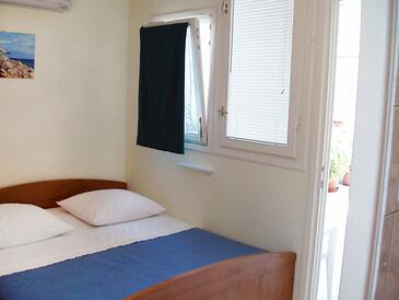 Apartments with terrace Omiš, Central Dalmatia