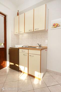 Apartments by the sea Duće, Omiš - 4853