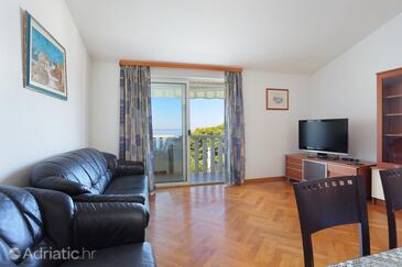 Lejligheder med pool egnet til familier med børn Podstrana, Split - 4859