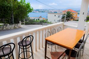 Tvårumslägenhet Podstrana Tvårumslägenhet Podstrana, Split (A-4859-d)