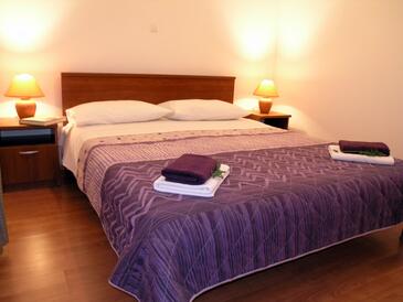 Apartments by the sea Bušinci, Čiovo - 4863