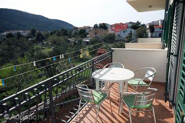 Apartmanok parkolóhellyel Grebastica, Sibenik - 4866