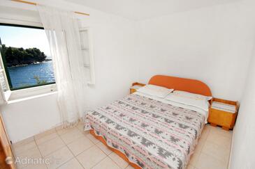 Robinzoni apartmanok a tenger mellett Öböl Torac, Hvar - 4875