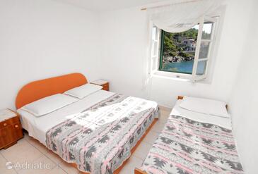 Robinzoni apartmanok a tenger mellett Öböl Torac, Hvar - 4875
