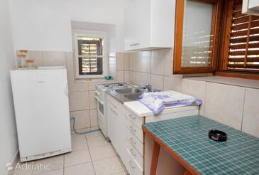 Robinzoni apartmanok a tenger mellett Öböl Torac, Hvar - 4875