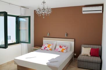 Apartments by the sea Živogošće - Porat, Makarska - 4878