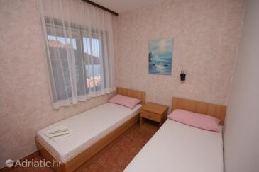 Apartments by the sea Živogošće - Porat, Makarska - 4878