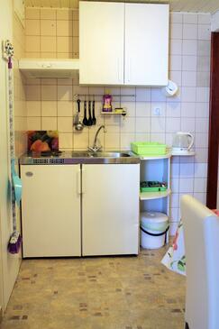 Appartementen aan zee Zivogosce - Porat, Makarska - 4878