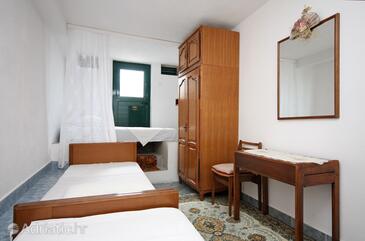 Apartments with parking space Drvenik Gornja vala, Makarska - 4890