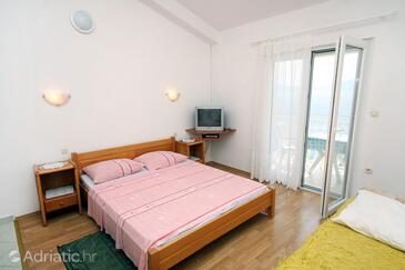 Apartments with parking space Drvenik Gornja vala, Makarska - 4890