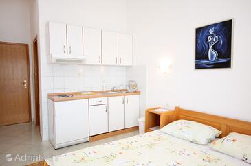 Apartmány s parkovištěm Drvenik Gornja vala, Makarská - Makarska - 4890