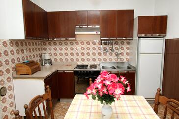 Апартаменты у моря Винище - Vinišće, Трогир - Trogir - 4892