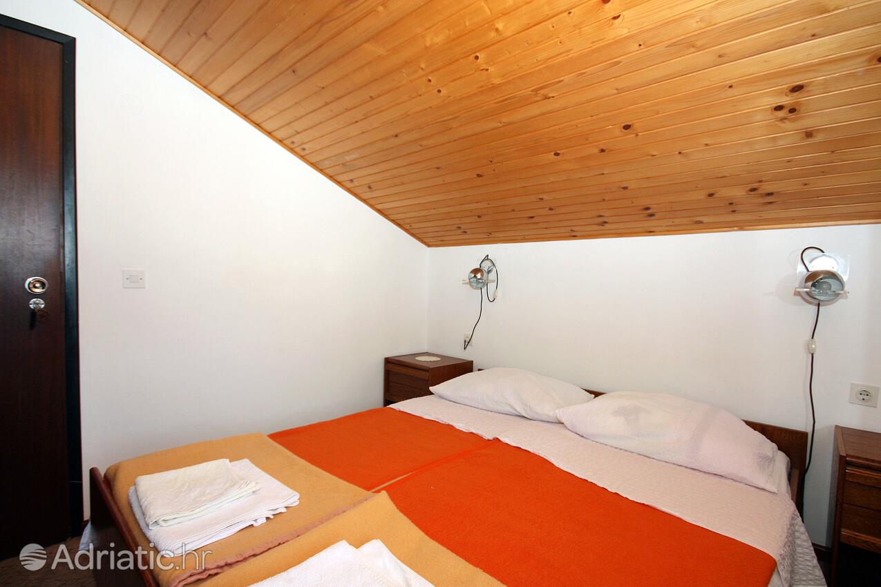 A-4917-a - Private accommodation - Apartments and rooms by the sea Pomena, Mljet