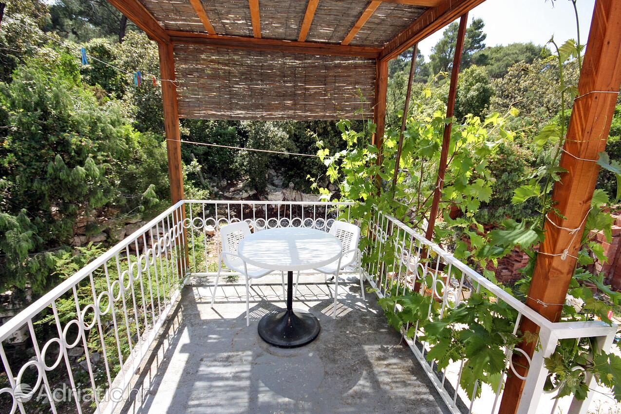 A-4917-a - Private accommodation - Apartments and rooms by the sea Pomena, Mljet