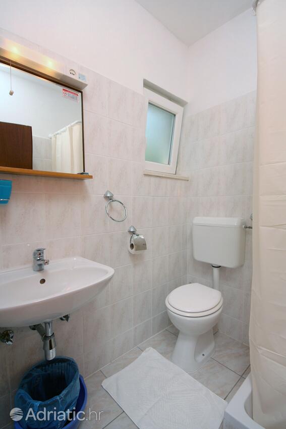 A-4917-c - Private accommodation - Apartments and rooms by the sea Pomena, Mljet
