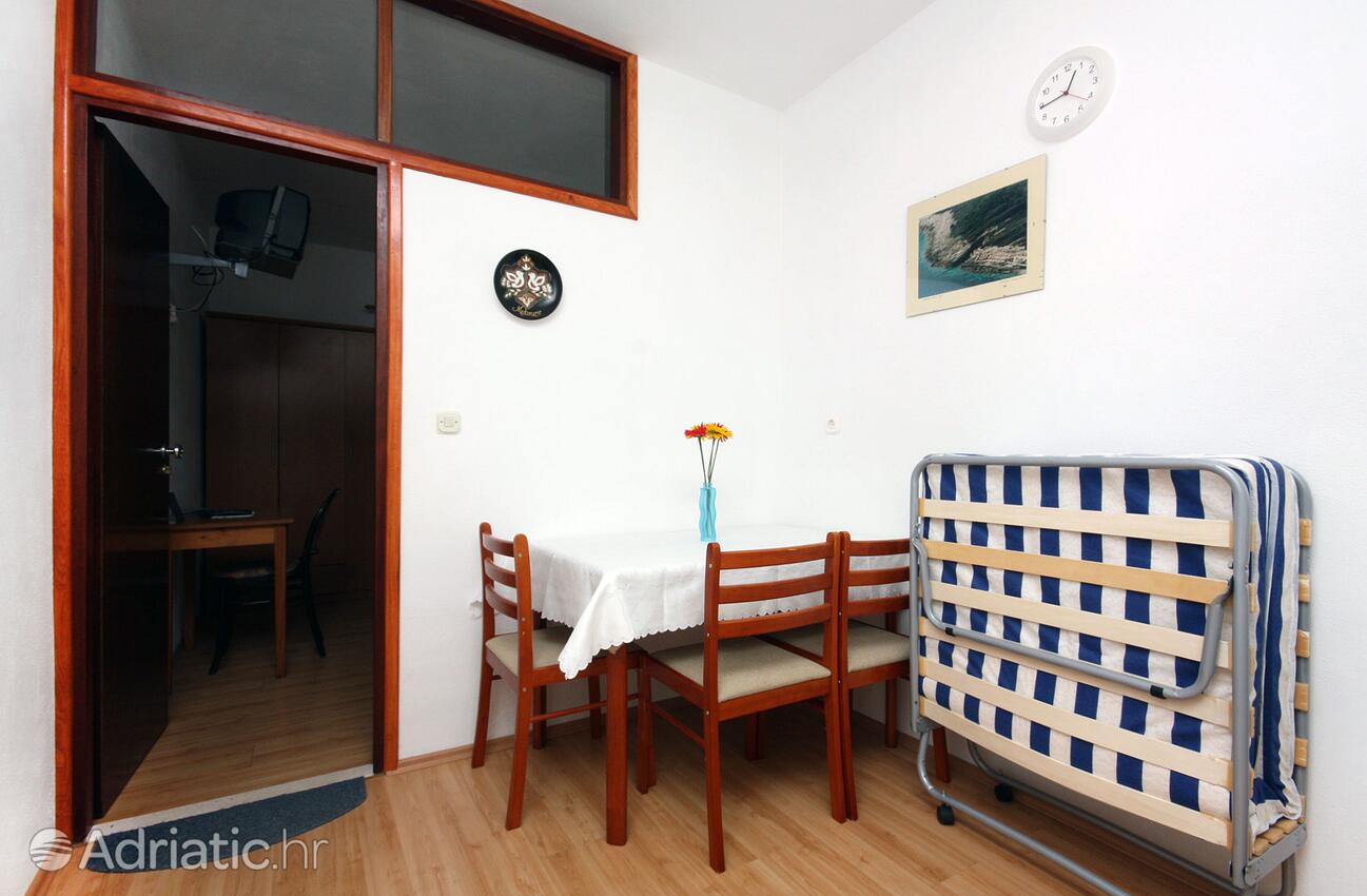 A-4917-c - Private accommodation - Apartments and rooms by the sea Pomena, Mljet